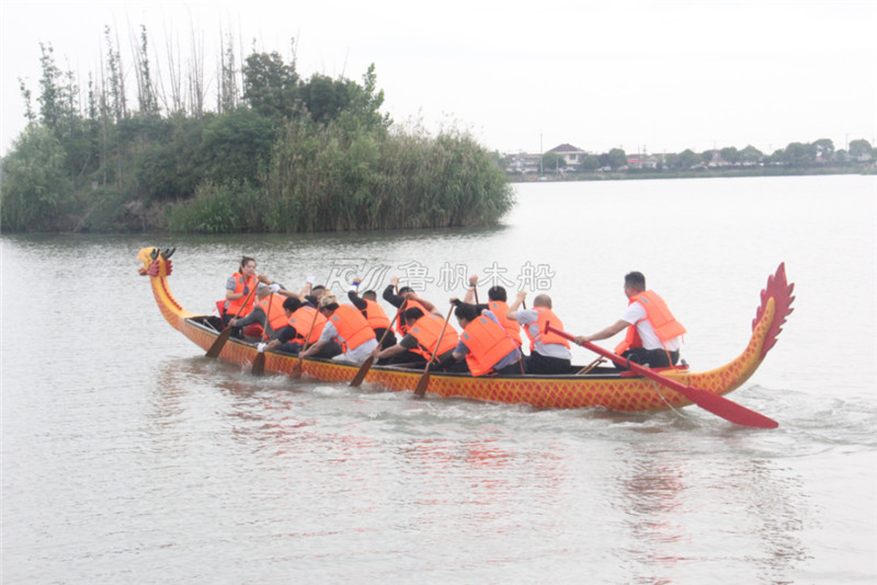 12人木質龍舟